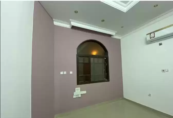 Résidentiel Propriété prête Studio S / F Appartement  a louer au Al-Sadd , Doha #15952 - 1  image 